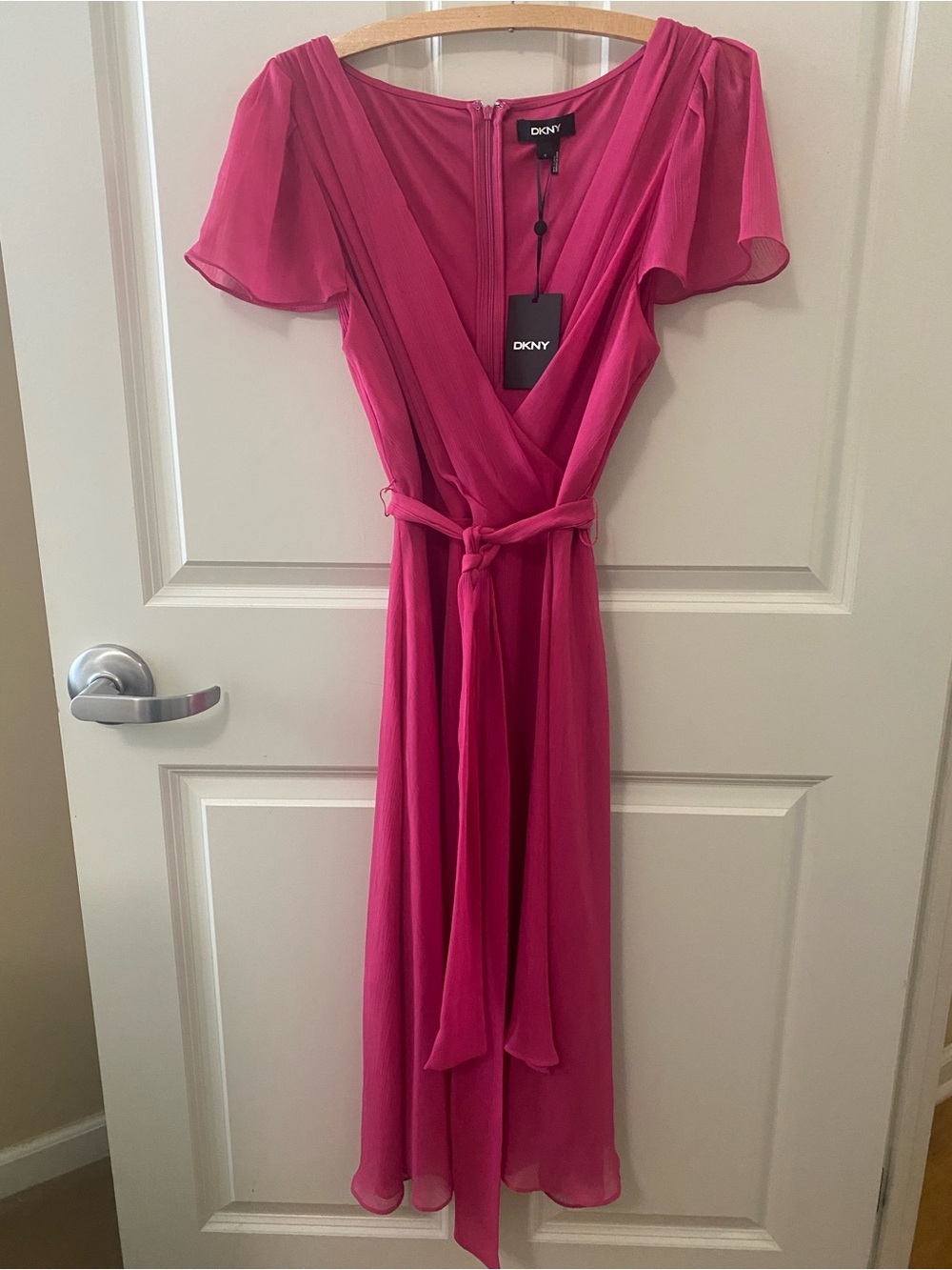 DKNY NWT 12 Bright Fuchsia Wrap Midi Dress